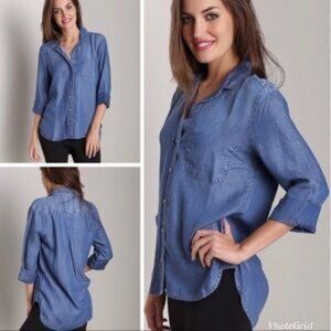 Bella Dahl Shirttail Button Down Shirt Women's size S Blue Denim